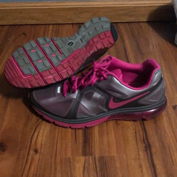 Shoes - Picture 1 of 2